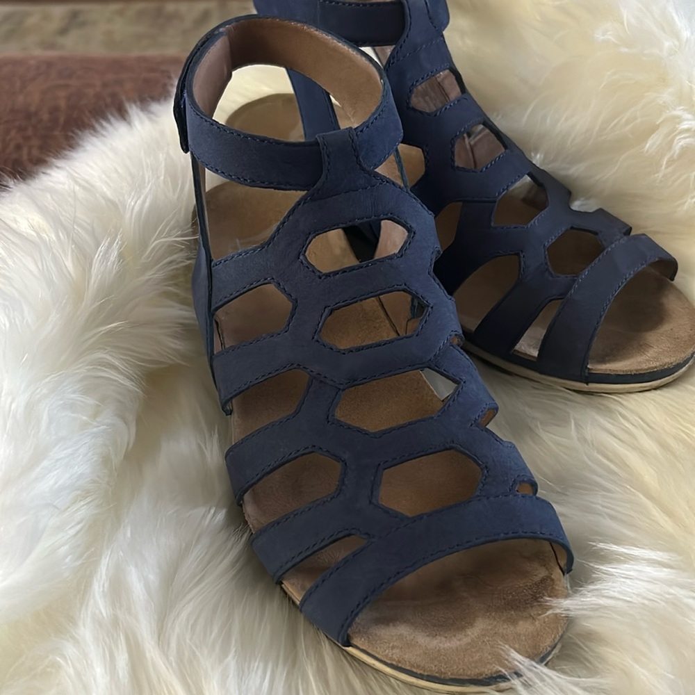 Dansko sandals 37